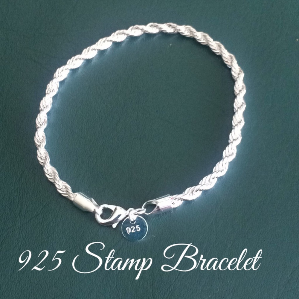 🆕925 Silver Plated Bracelet- NWT⭐️